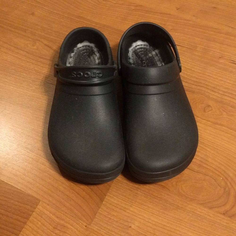 Specialist Crocs in black worn once